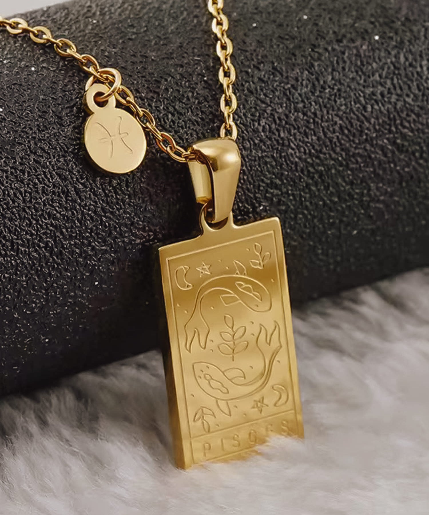 Zodiac Necklace Gold