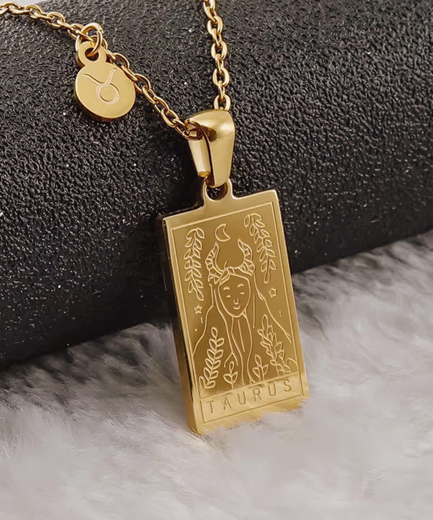 Zodiac Necklace Gold