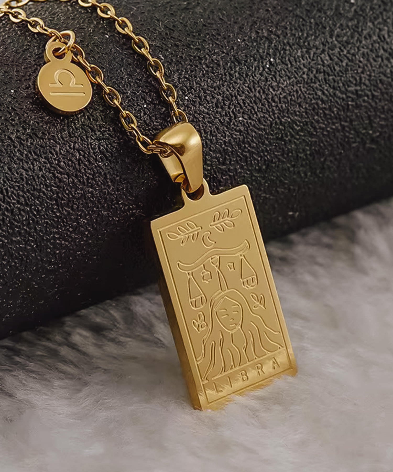 Zodiac Necklace Gold