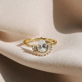 Diamond Teardrop Ring Gold