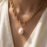 Aurora Pearl Necklace Gold