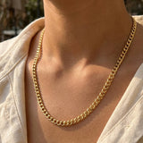 Curb Chain Necklace Gold