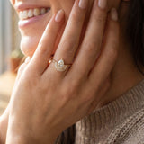 Diamond Teardrop Ring Gold