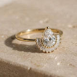 Diamond Teardrop Ring Gold