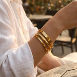 Essential Bangle Gold