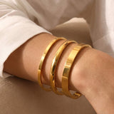 Essential Bangle Gold