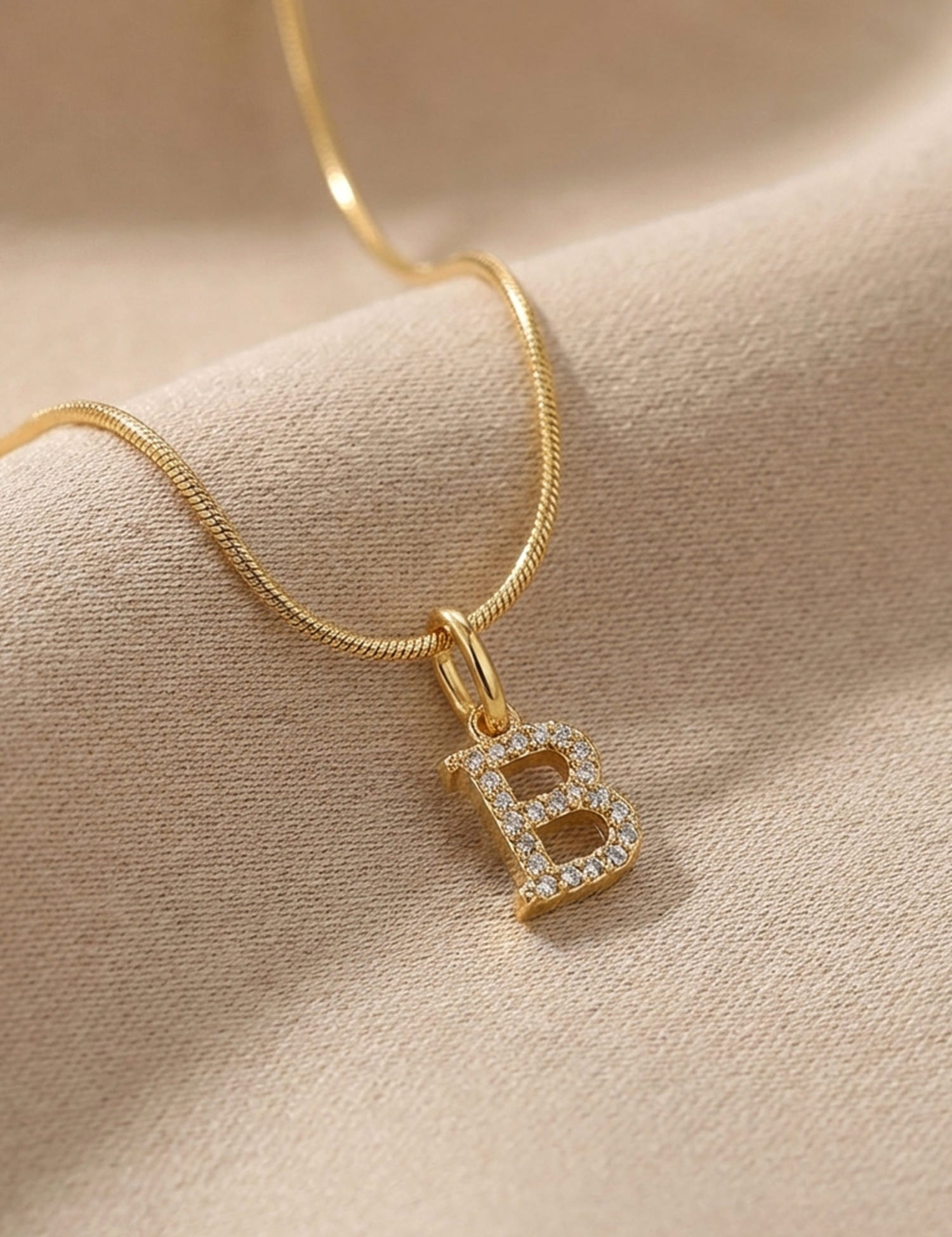 Letter Necklace Gold