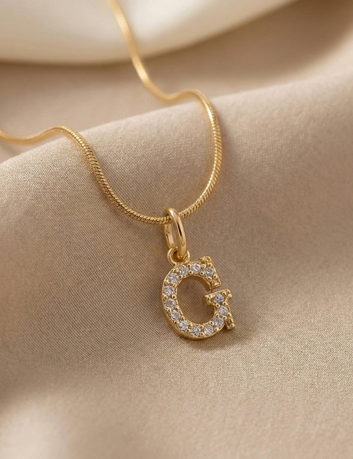 Letter Necklace Gold