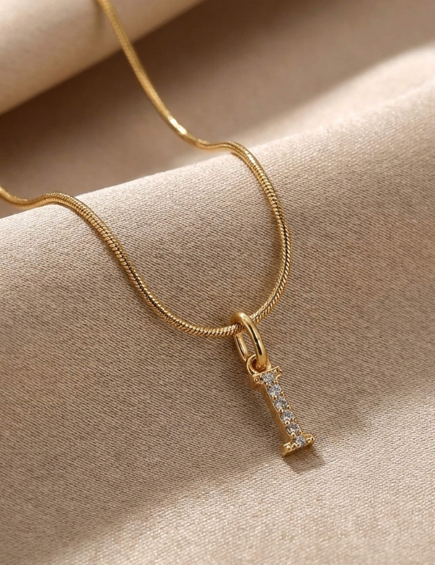 Letter Necklace Gold