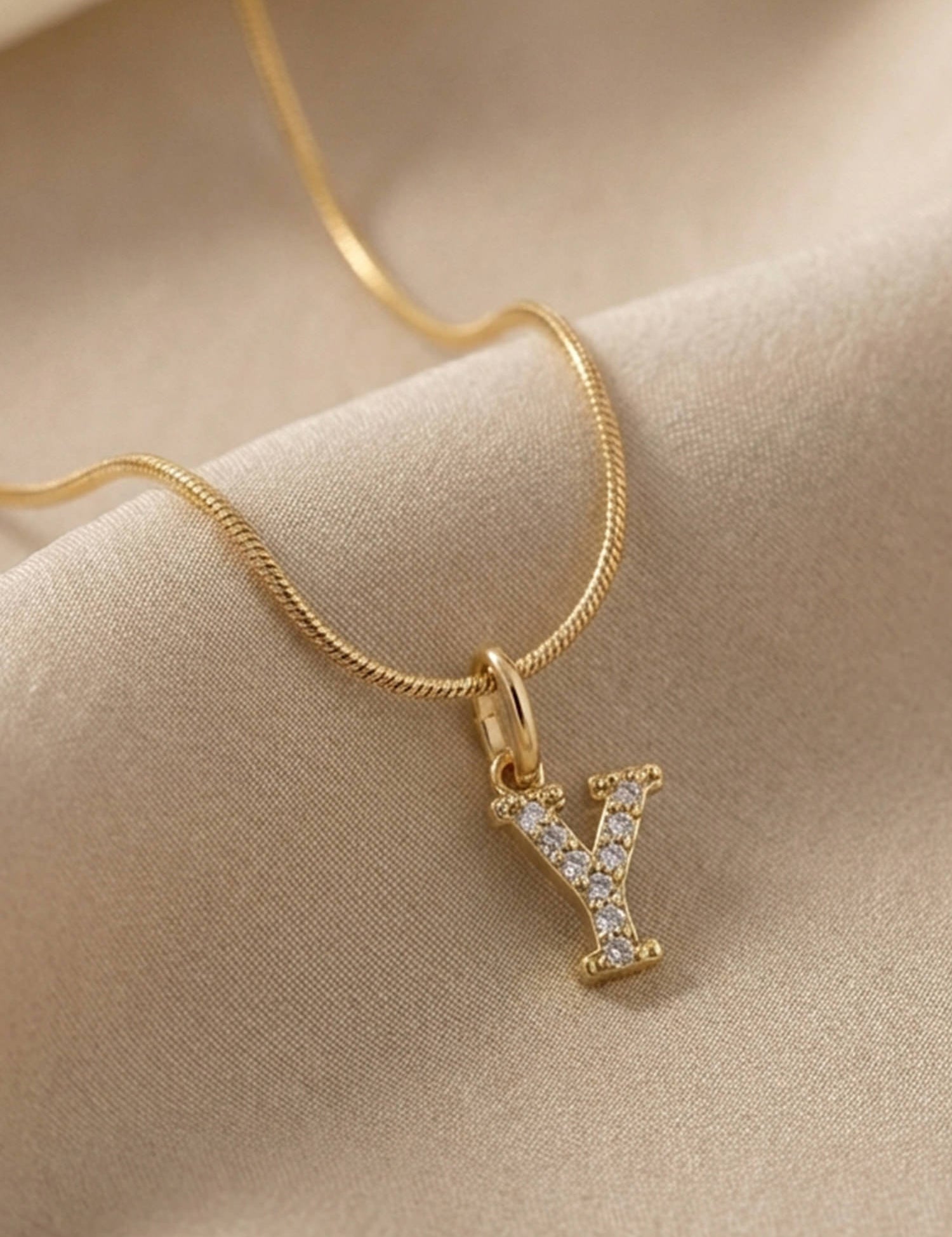 Letter Necklace Gold