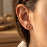 Single Cubic Piercing Gold