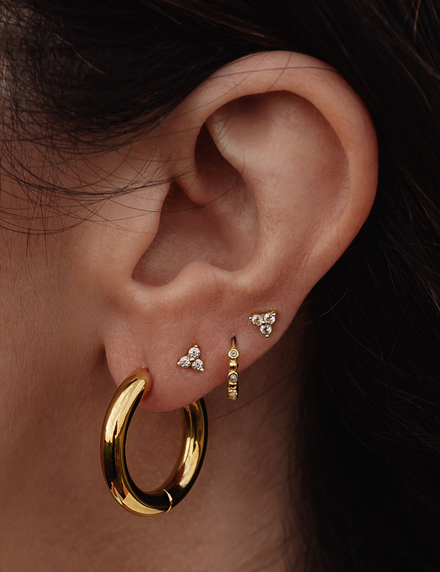 Solid Hoop Earrings Gold
