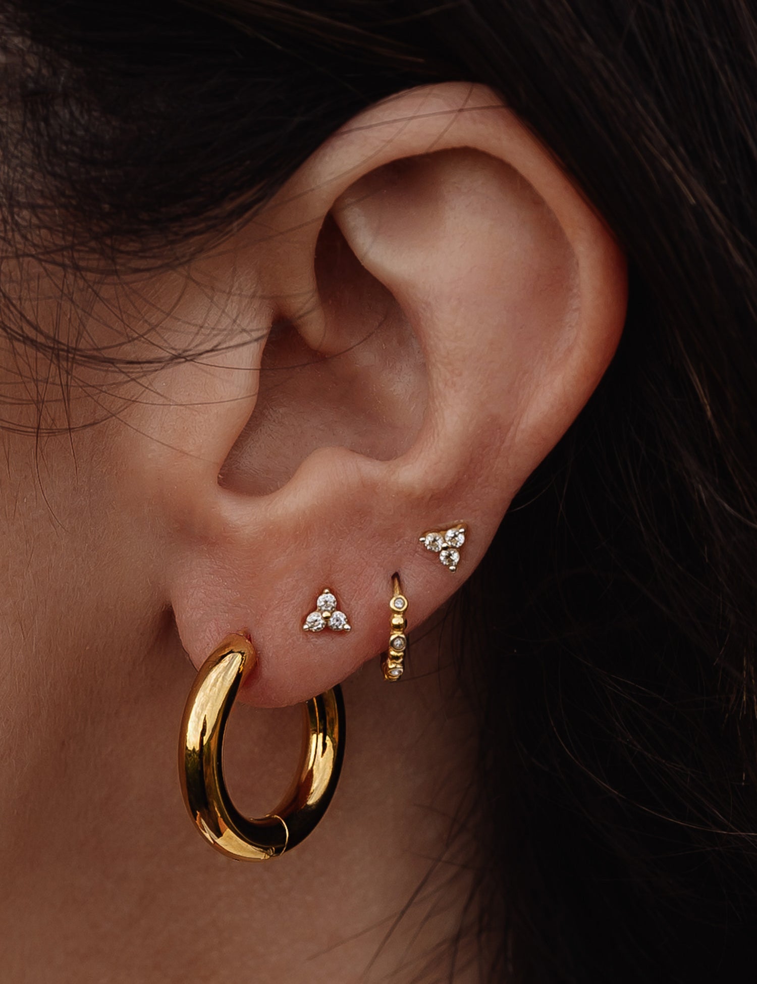 Solid Hoop Earrings Gold