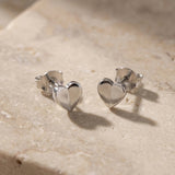 Clous d'oreilles Tiny Hearts Argent