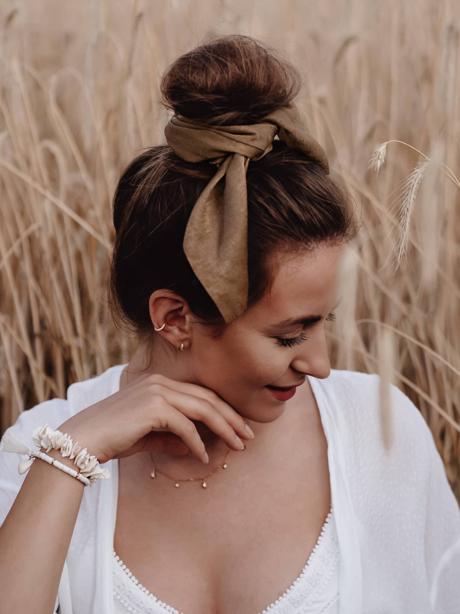 Chouchou avec détail en tissu "Mono"