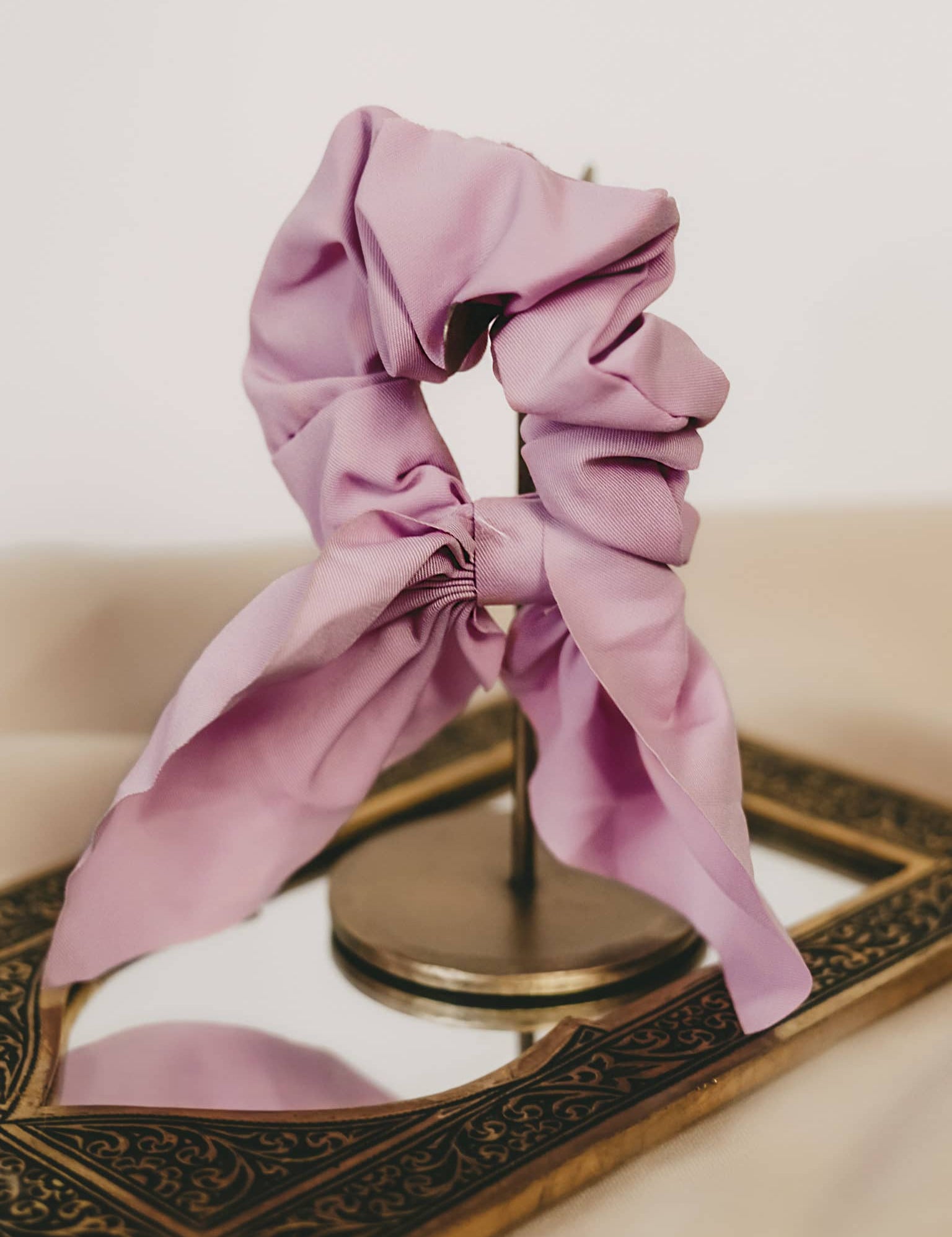 Mini chouchou avec nœud mono